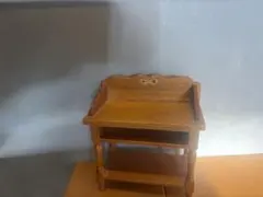 bodo hennig ボードヘニッヒ　ドールハウス　ドイツ　テーブル