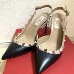 VALENTINO ロックスタッズ　パンプス