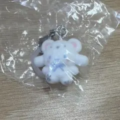 サンリオ ふわふわスノー めじるしアクセサリー シナモン ガチャガチャ