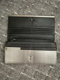 カルバンクライン　長財布