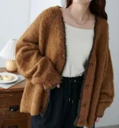 Discoat MIXブークレシャギー配色Vネックカーディガン