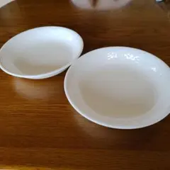 イブ・サンローラン　イヴ・サンローラン ペア　白磁 花模様 　カレー　パスタ