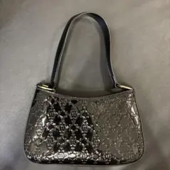 エナメル ブラック ハンドバッグ　黒
