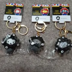 【新品未使用】サンリオミャクミャク　キーホルダーブラック　3種類