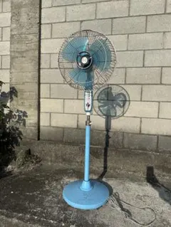 扇風機 昭和レトロ 東芝 Toshiba 夕顔 4枚羽根 - メルカリ