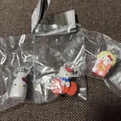 ハローキティめじるしアクセサリー カプセルトイ 3個セット