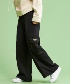 【りぃり様専用】R.Y.V adidas トラックパンツ