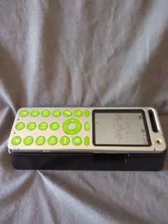 【ジャンク】au talby グリーン 目立った傷や汚れなし】au design project talby タルビー グリーン 超