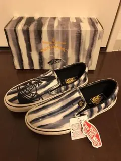 バンズ　ヴィヴィアン　コラボ　スリッポン