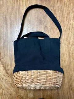 黒のキャンバスバスケットトートバッグ