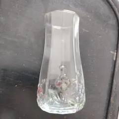 花柄彫刻の10角透明ガラス花瓶、ピッチャー