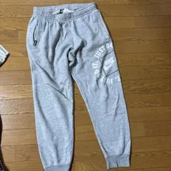 Nike グレー スウェットパンツ S メンズ　グレー