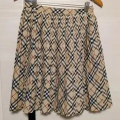 美品　バーバリーブルーレーベル　ノバチェック　プリーツスカート　y2k
