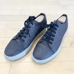 Item thumbnail for item b8d9bb05-da81-4cd7-96a7-331817b8fc23