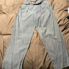GU グレー ワイドパンツ ウエストリボン付き