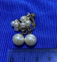 Item thumbnail for item 02e8e47d-cc06-451c-b91c-d18d00d1013b