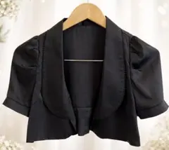 ボレロ　黒 ショート丈 フリルカーディガン　フォーマル　結婚式