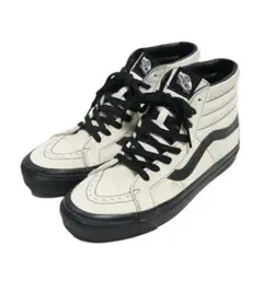 Item thumbnail for item 1bb76770-8c40-4918-bc2e-9823e1ccfef6