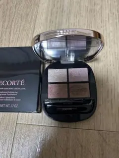 コスメデコルテ スキンシャドウ　デザイニングパレット　03