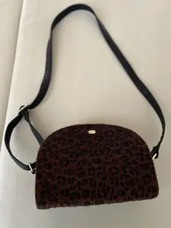 レザー本革レオパード