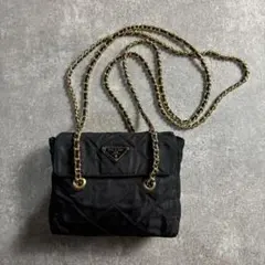 FW2000's PRADA キルティング チェーンショルダーバッグ