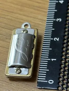 Item thumbnail for item 22c247ff-2434-49f5-aee6-0ae19b48d5d3