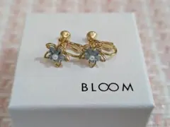 BLOOM フラワーモチーフ ブルー ゴールドイヤリング【新品未使用】