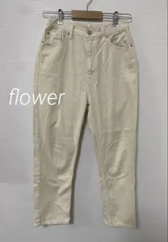 107 美品 flower フラワー テーパードパンツのサムネイル