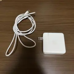 Apple 61W USB-C電源アダプタ　充電器