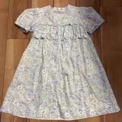 BeBe ワンピース 花柄 半袖 130cmのサムネイル