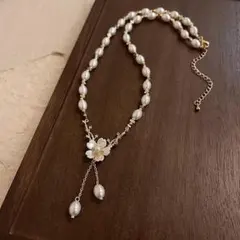 Item thumbnail for item 0fb06bc2-4e40-48d6-b6a3-76b7409e9b76