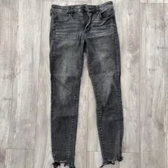 AMERICAN EAGLE グレー スキニージーンズ