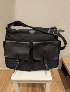イルビゾンテ　ブラック キャンバス ショルダーバッグのサムネイル