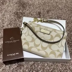 新品未使用★COACH レザーコーナージップリストレット