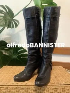 Item thumbnail for item 0e218638-bc7a-4250-8775-d7ea0746e009