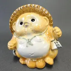 信楽焼　　黄色い踊り狸　タヌキ　たぬき　狸