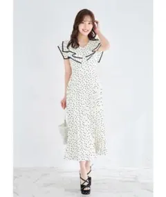 ウエストリボン付きフラワー&ドットアソートプリントビックカラープリーツワンピース