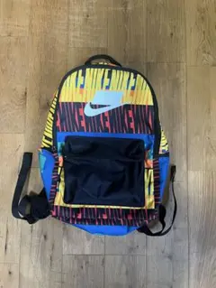 NIKE カラフルロゴリュック