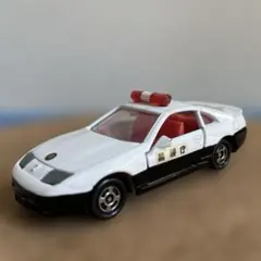 トミカ】NISSAN フェアレディZ 金色【廃番ビンテージミニカー】 - メルカリ