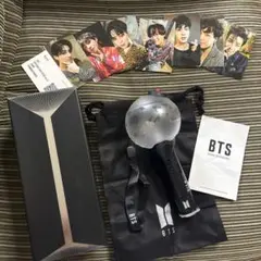 BTS OFFICIAL LIGHT STICKと アミボムケース 　トレカ７枚 BTS OFFICIAL LIGHT STICKと アミボムケース トレカ7枚 - メルカリ