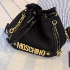 【希少】MOSCHINO ブラック巾着ショルダーバッグ