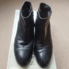 【morbido】レザーショートブーツ 　ブラック 23.5cm EEE