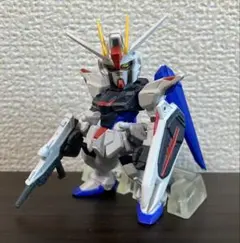 ガンダムコンバージ　フリーダムガンダムのサムネイル