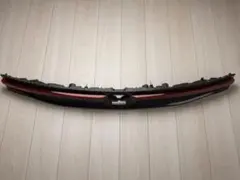【クラウン】リアセンターテールランプ ライトバー 81581-30670 傷割れ クラウン】リアセンターテールランプ ライトバー 81581-30670 傷割れ