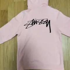 STUSSYピンクパーカーのサムネイル