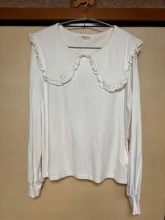 フリル付きホワイト長袖シャツ FREAKS STORE