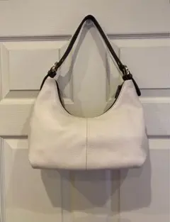 Anne Klein本革ホワイトブラックミックスショルダーバッグ(値下げ)