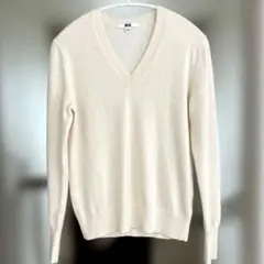 UNIQLOユニクロ カシミヤ100% Vネックセーター オフホワイト Ｓ