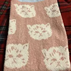 新品　猫柄　フェイスタオル