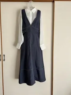 ダークデニム Vネック ジャンパースカート